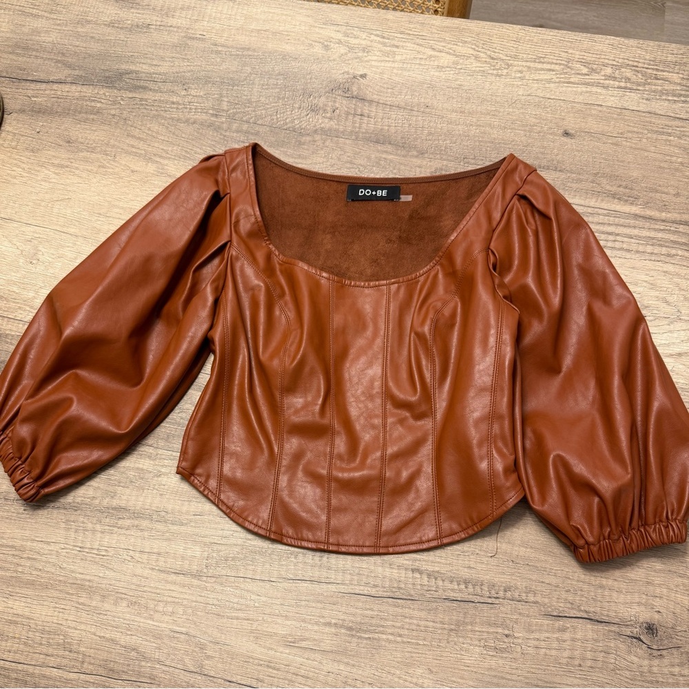 DO + BE Leather Crop Top - Picture 1 of 2